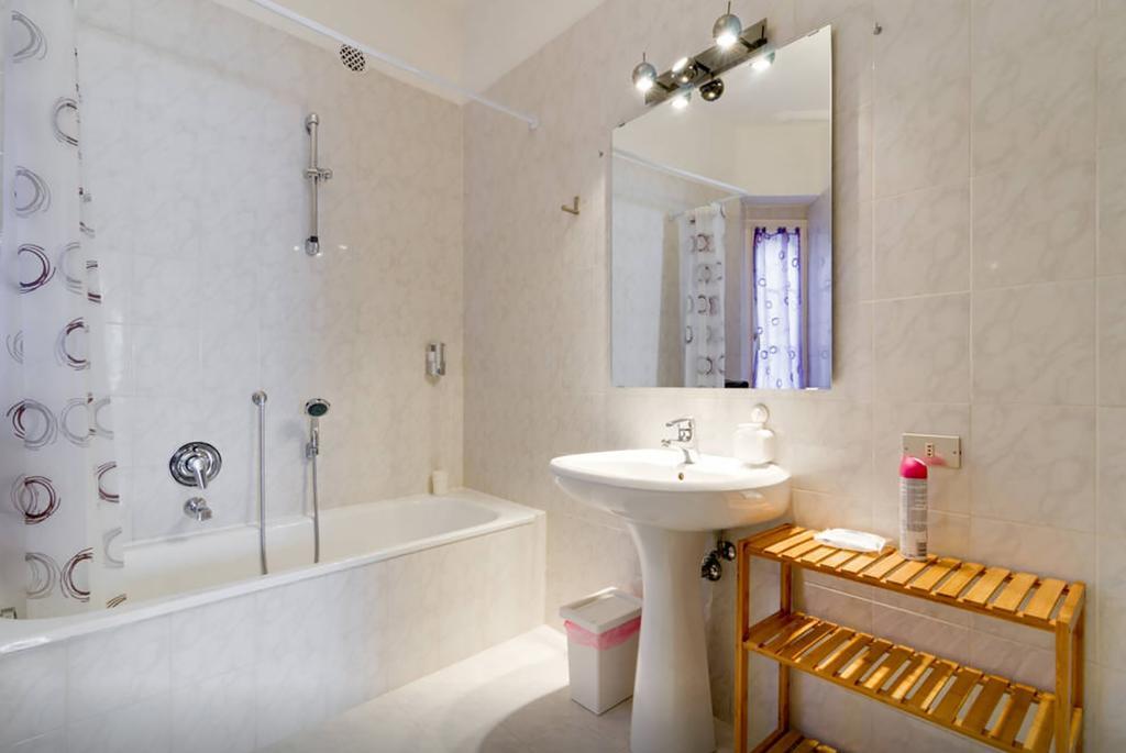 B&B Margot Trento Bagian luar foto